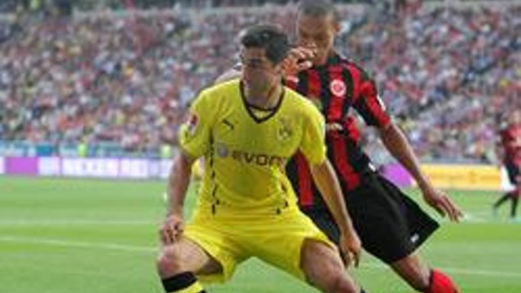Borussia Dortmund liderliğini sürdürdü