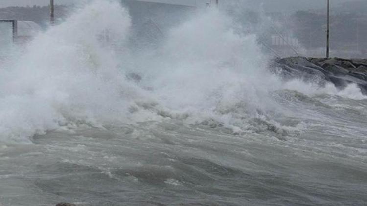 Marmara Adası geceyi karanlıkta geçirdi