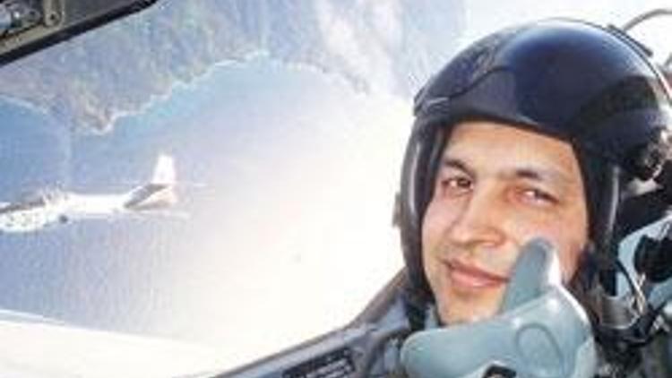 Pakistanlı pilotun cesedi bulundu