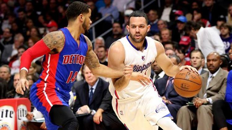 Clippers Pistonsı rahat geçti