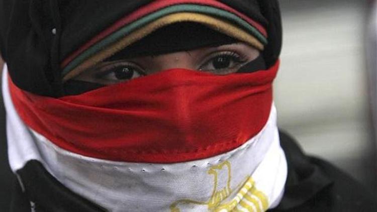22 Arap ülkesi arasında kadın olmak için en kötü ülke Mısır