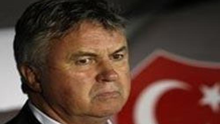 Hiddink Chelseayle anlaştı