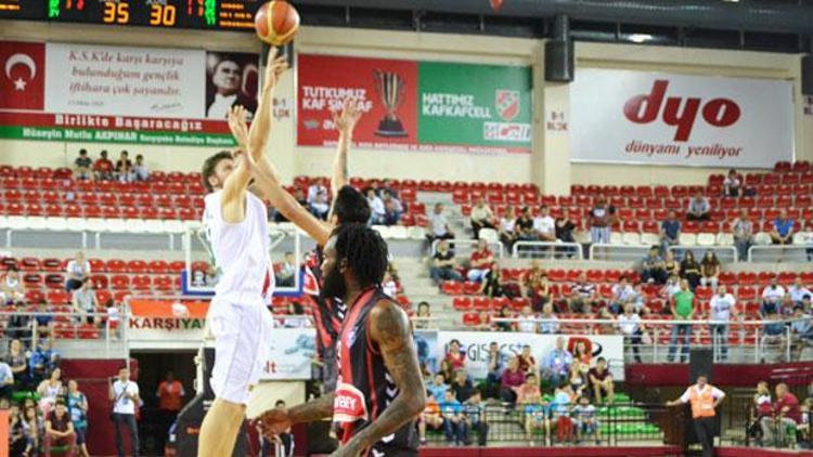 Pınar Karşıyaka 88 - 80 Muratbey Uşak Sportif