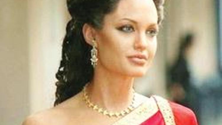 Angelina, Kleopatra olacak