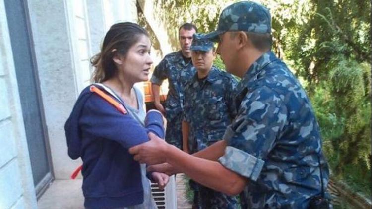 Özbekistan Devlet Başkanı’nın kızı Gülnara ev hapsinde görüntülendi
