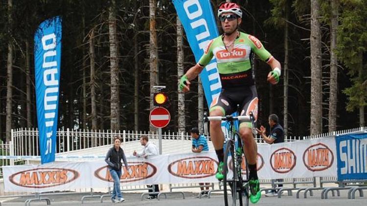 Uluslararası Karadeniz Bisiklet Turunda ilk etap Polonyalı Marczynskinin