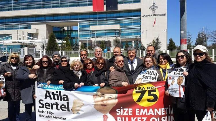 Anayasa Mahkemesi önünde, CHP’li Sertel için nöbet