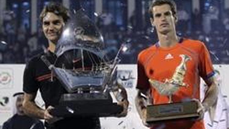 Dubaide kral Roger Federer