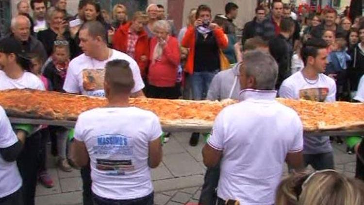 İşte dünyanın en büyük pizzası