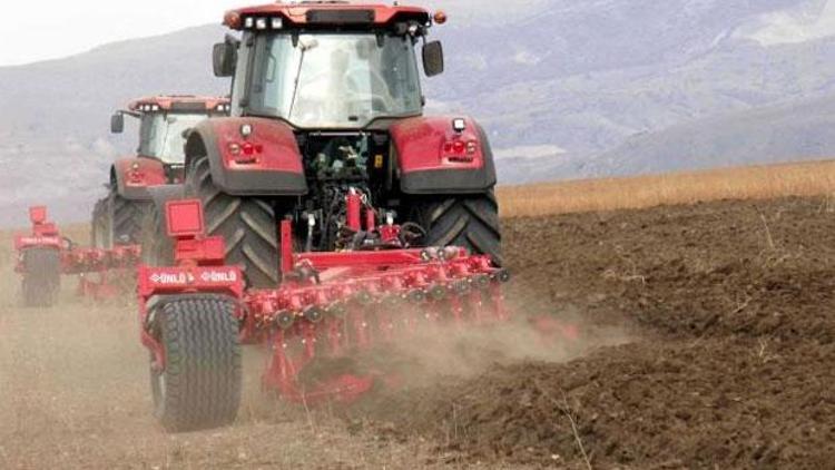 Bayraktar: Manisa en çok traktöre sahip il