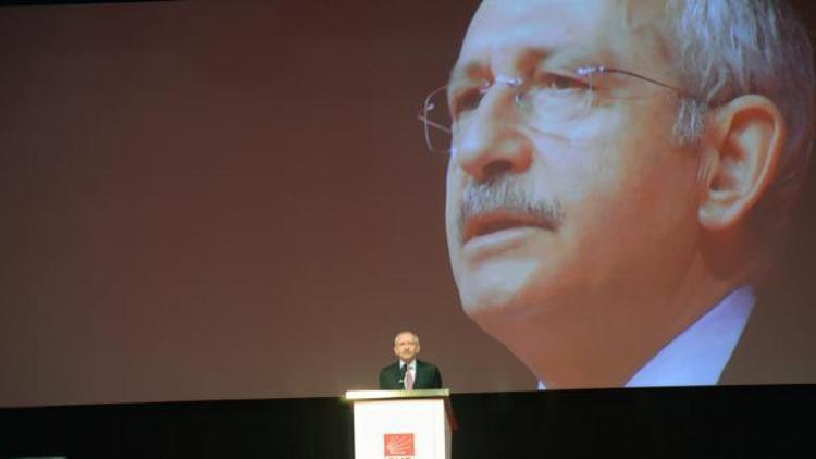 Kılıçdaroğlu ağlamamak için kendini zor tuttu