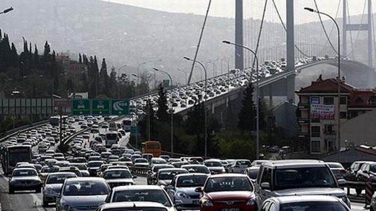 İstanbul trafiğinde cuma kâbusu