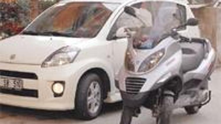 Piaggio MP3’ü olanın Daihatsu Sirion’u olmalı