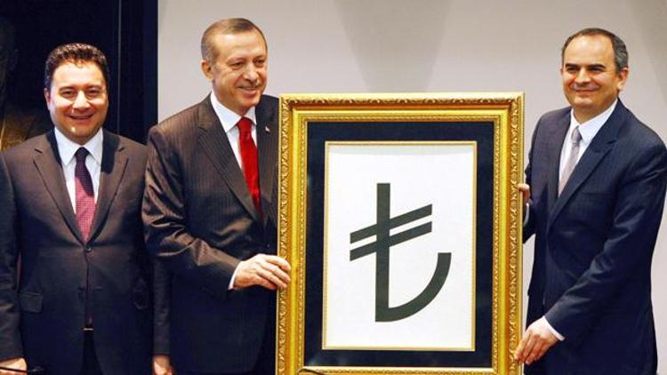 Başbakan Erdoğan sorun faiz, uzmanlar sorun kur diyor