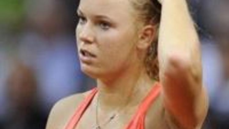 Wozniacki galibiyetle başladı