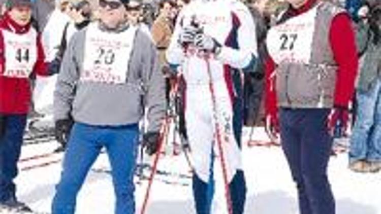 Estonya Başbakanı kayak maratonunda