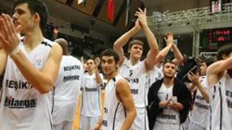 Beşiktaş Milangaz Dörtlü Finalde: 77-63