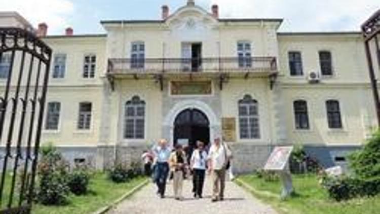 Manastır’da Mustafa Kemal’in okulunda