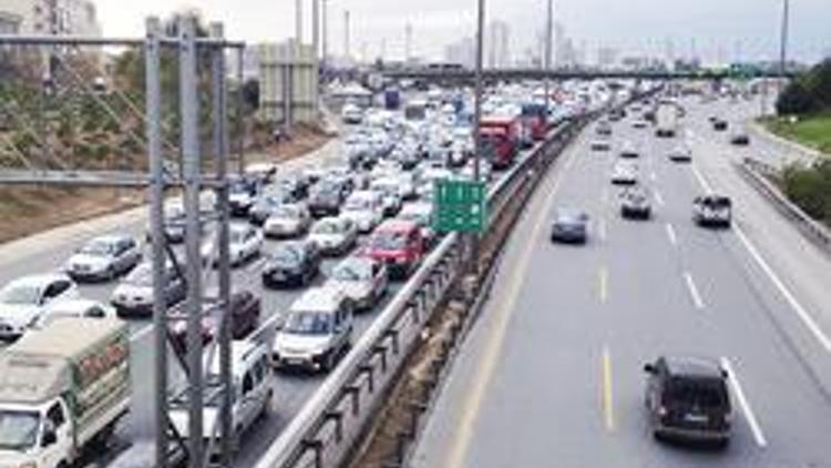 İstanbul Büyükşehir Belediyesi trafik sorunu için rapor hazırlattı