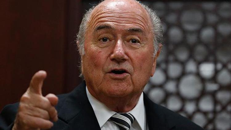 Blatter Filistini ziyaret etti