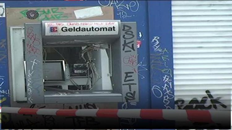 Berlinde Türk bankamatiğe bombalı saldırı