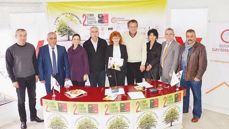 İzmir’de Tiyatro Festivali