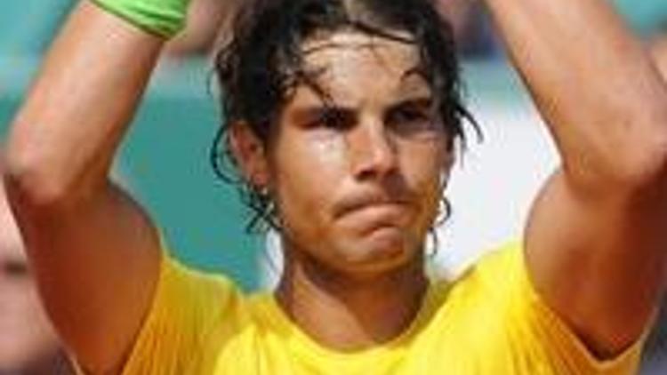 Nadal yarı finalde