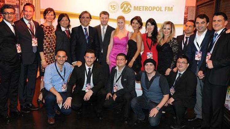 Metropol FM 15. yılını kutladı