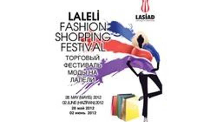 Laleli kendi ‘fashion shopping’ini yapıyor