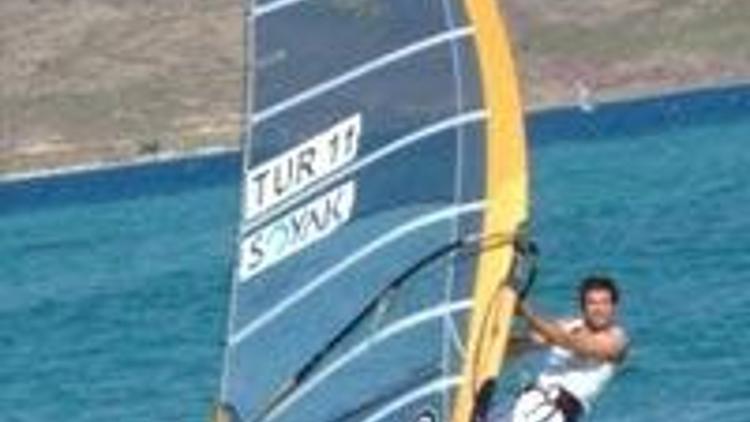 Windsurfün 1. ayağı tamamlandı