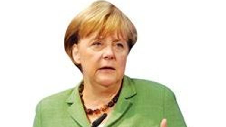 Merkel ‘Ödev yapmayana destek yok’ resti çekti ‘çözüm simsarı’na bozuldu