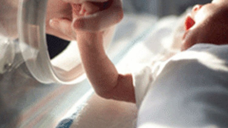Prematüre bebekte körlük riski