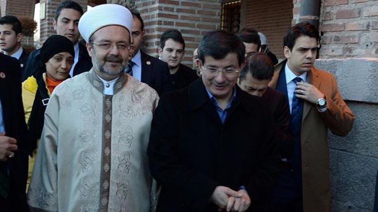 Başbakan Davutoğlu: Abdullah Güle her zaman AK Partinin kapıları açıktır