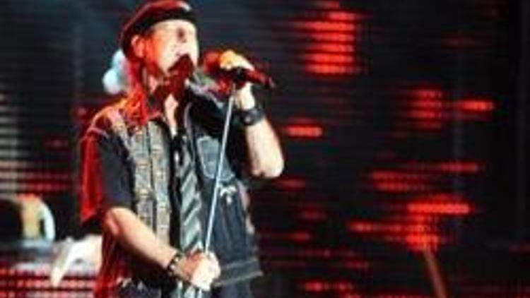 Efsane grup Scorpions İzmirde konser verdi