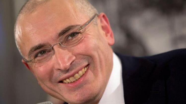 Hodorkovskinin ilk basın toplantısında izdiham oldu