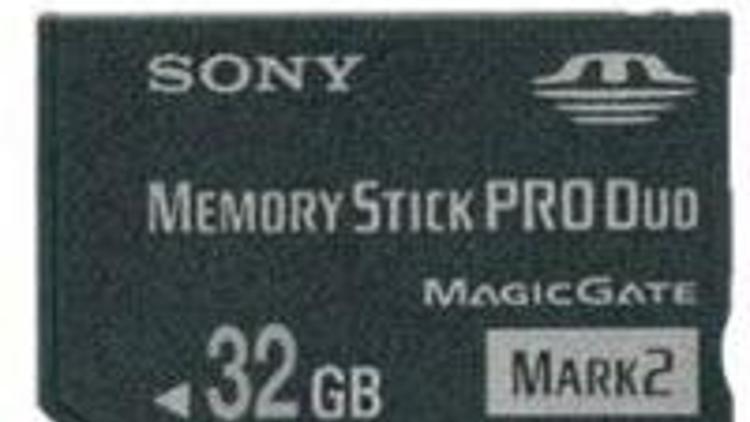 Sonyden dev bellek kartı