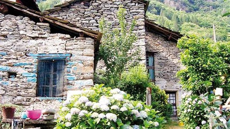 Alpler’de kelepir köy