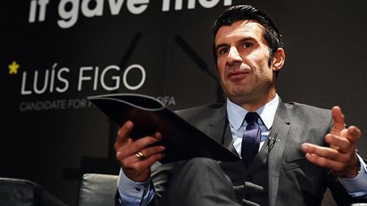 Figo, FIFA başkan adaylığından çekildi