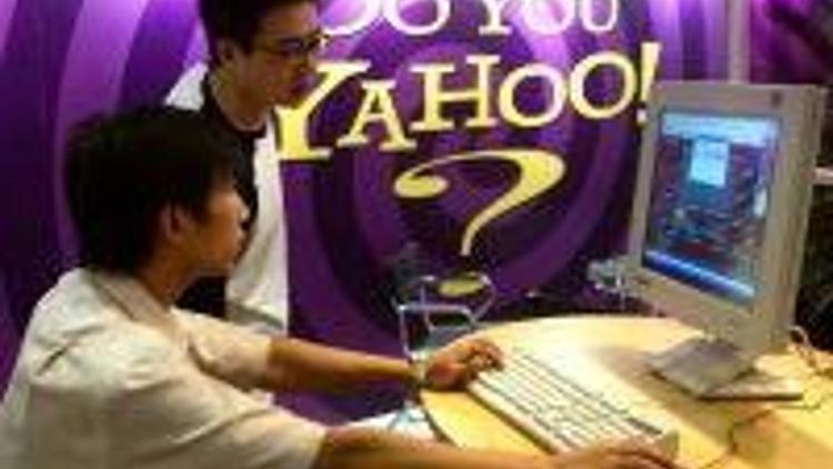 Yahoo yeniden suçlanıyor