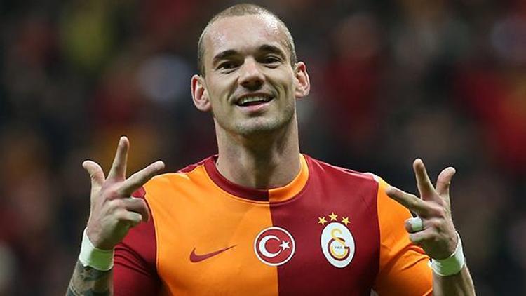 Wesley Sneijder Süper Kupada ilk 11de