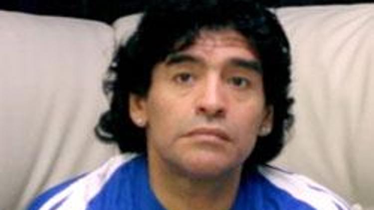 Maradona, Chaveze destek mesajı gönderdi