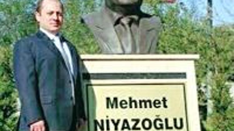 İZOTAŞ’ın kurucusuna vefa