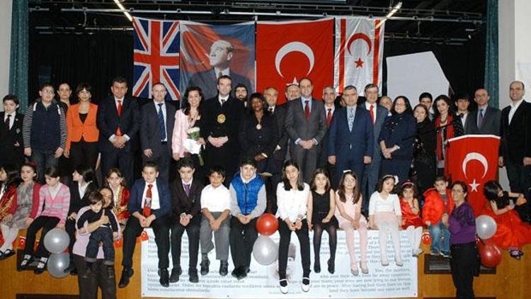 Türk okulu 5. kuruluş yılını kutladı