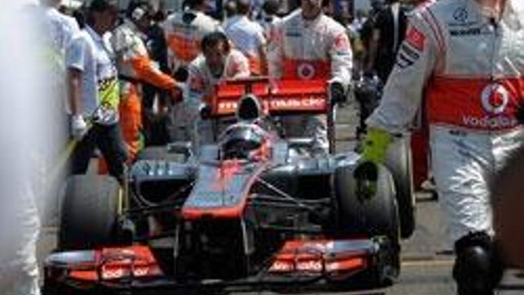 Button pitstop stratejisinden şikayetçi