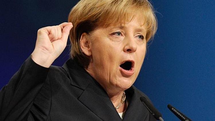Merkel, ABnin Rusyaya yaptırımlarını savundu