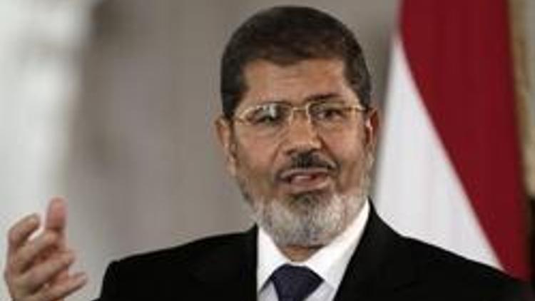 Mursi, askeri darbeyi kabul etmiyor
