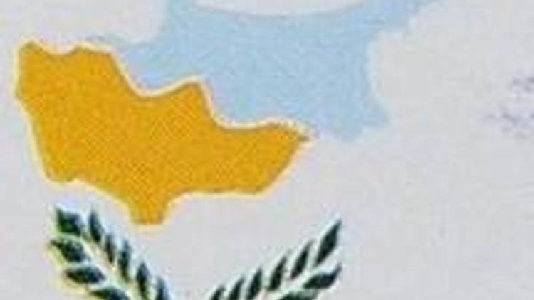 Güney Kıbrıs Rum Kesimi bayrağı yanlış basıldı