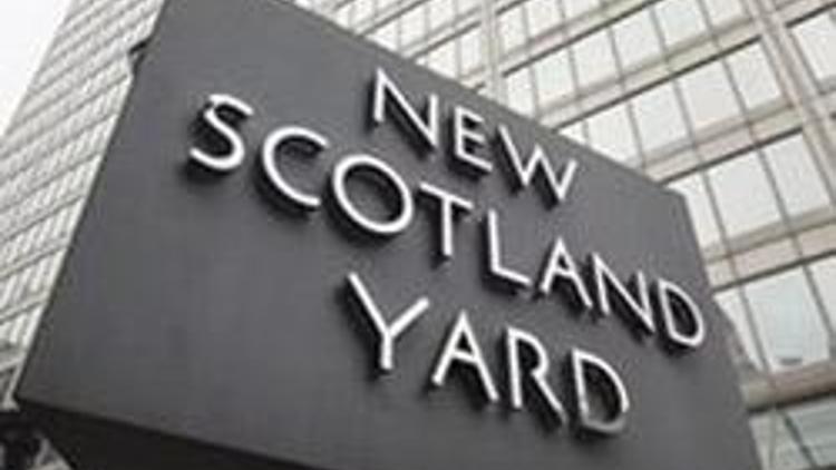 Scotland Yard binasını satıyor