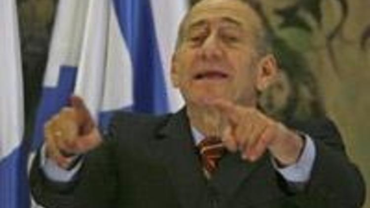 İsrail Başbakanı para dolu zarflar almış