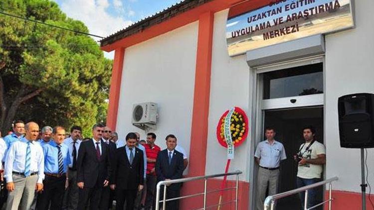 Üniversiteye uzaktan eğitim merkezi